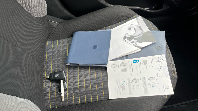 Peugeot 108 1.0 72 Collection 5dr Petrol Hatchback